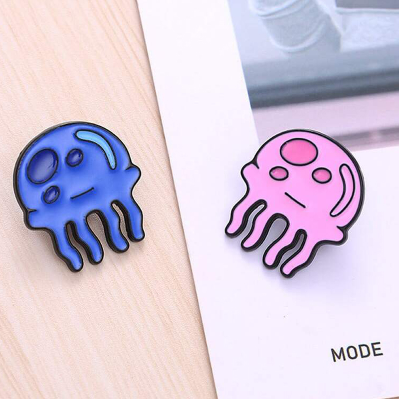 Embroidery Fish - Kawaii Quallen Metall Abzeichen Blau Rosa