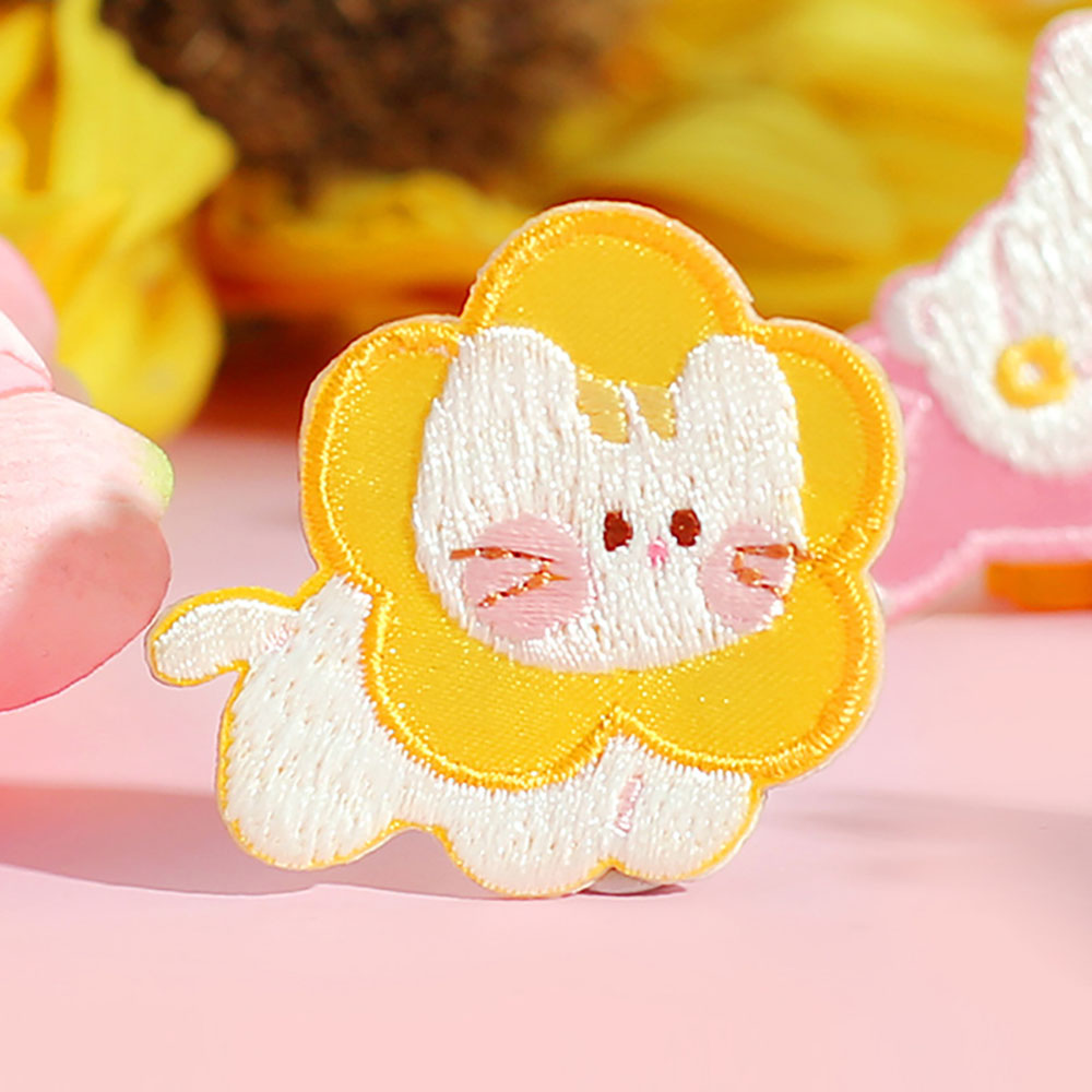 Embroidery Rabbit - 1-teilige Stick-on-Stickerei-Aufkleber, Cartoon-Kaninchen, Bär, Katze, Hund,