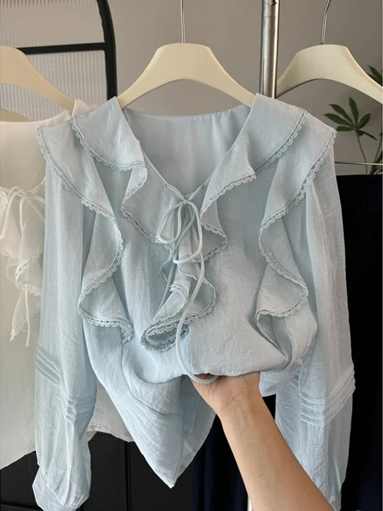 Embroidery Origin - Französische V-Ausschnitt Bluse mit Langen Ärmeln