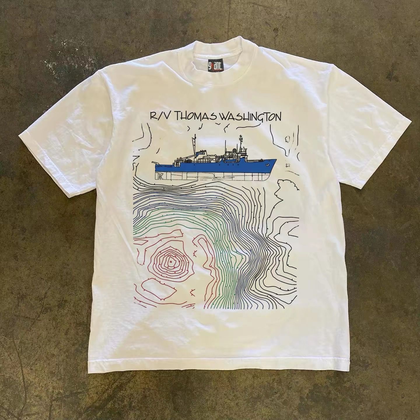 Y2K American Vintage Ocean T-S – Embroidery Normal Map Bewertung und Preis
