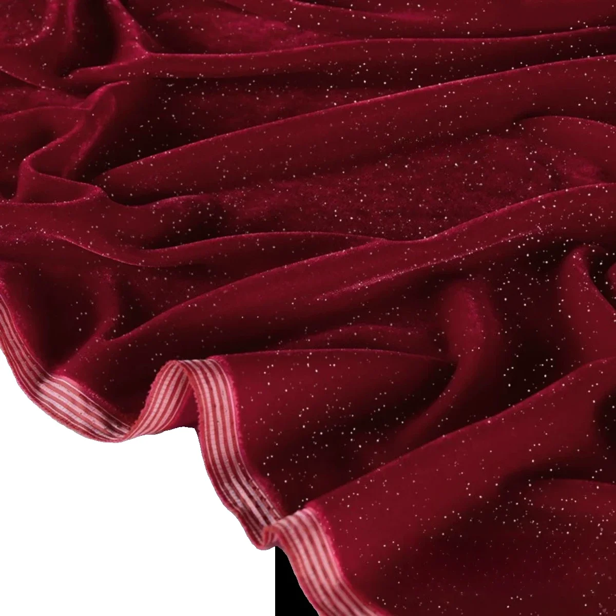 Tiefroter, diamantförmiger, fu – Velvet Fabric Embroidery Bewertung und Preis