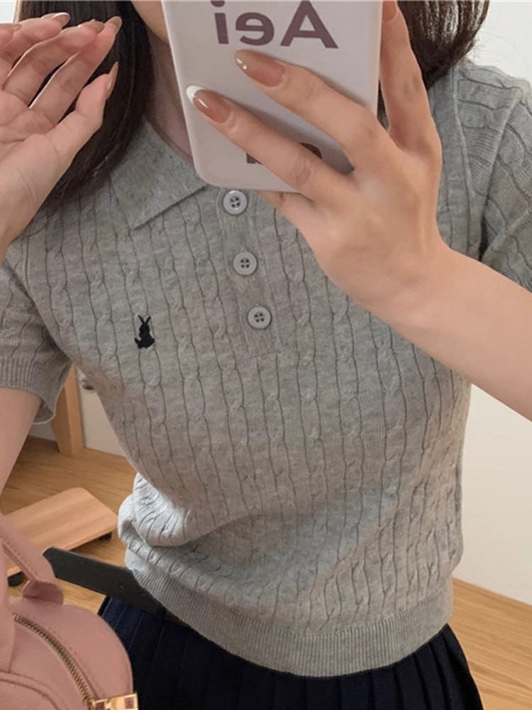 Einzigartiges T-Shirt mit Krag – Embroidery Unique Design Bewertung und Preis
