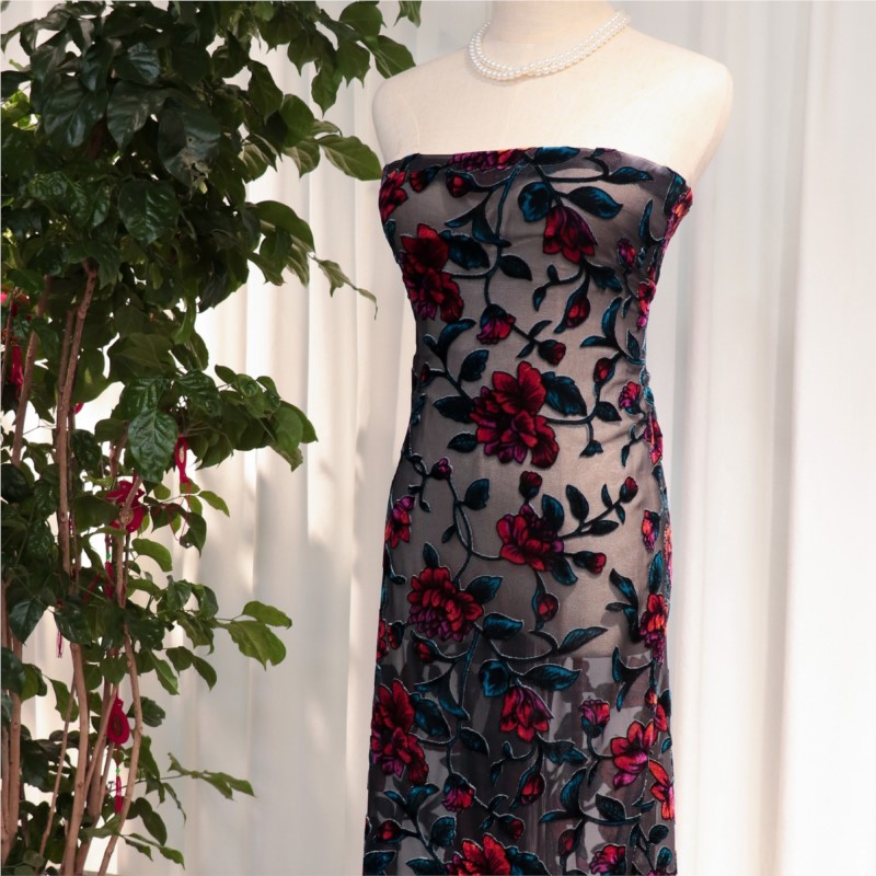 Gewebtes, fleckiges und verbra – Velvet Fabric Embroidery Bewertung und Preis